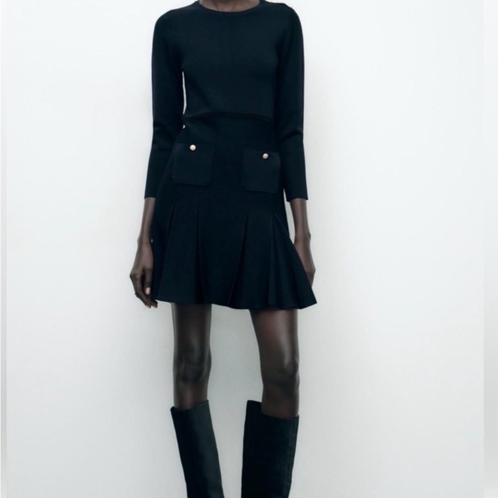 Zara Black Long-Sleeve Pleated Pocket Dress